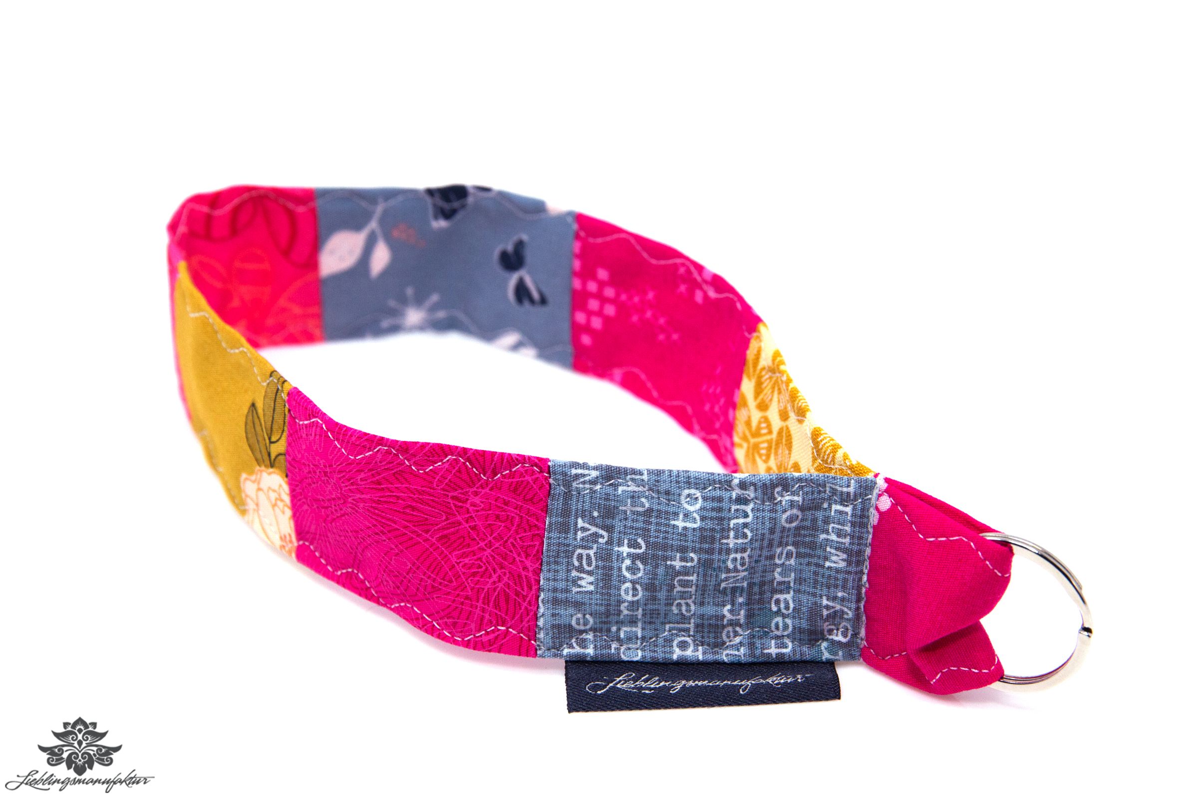 Schlüsselband Blumen Blüten pink grau