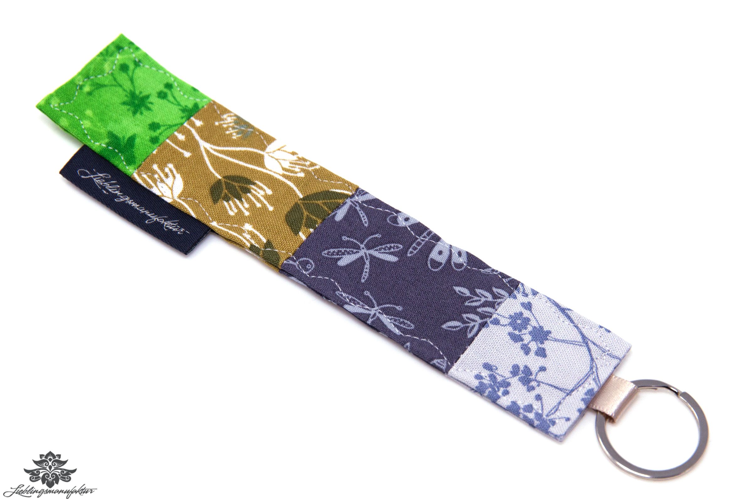 Patchwork Schlüsselanhänger grau