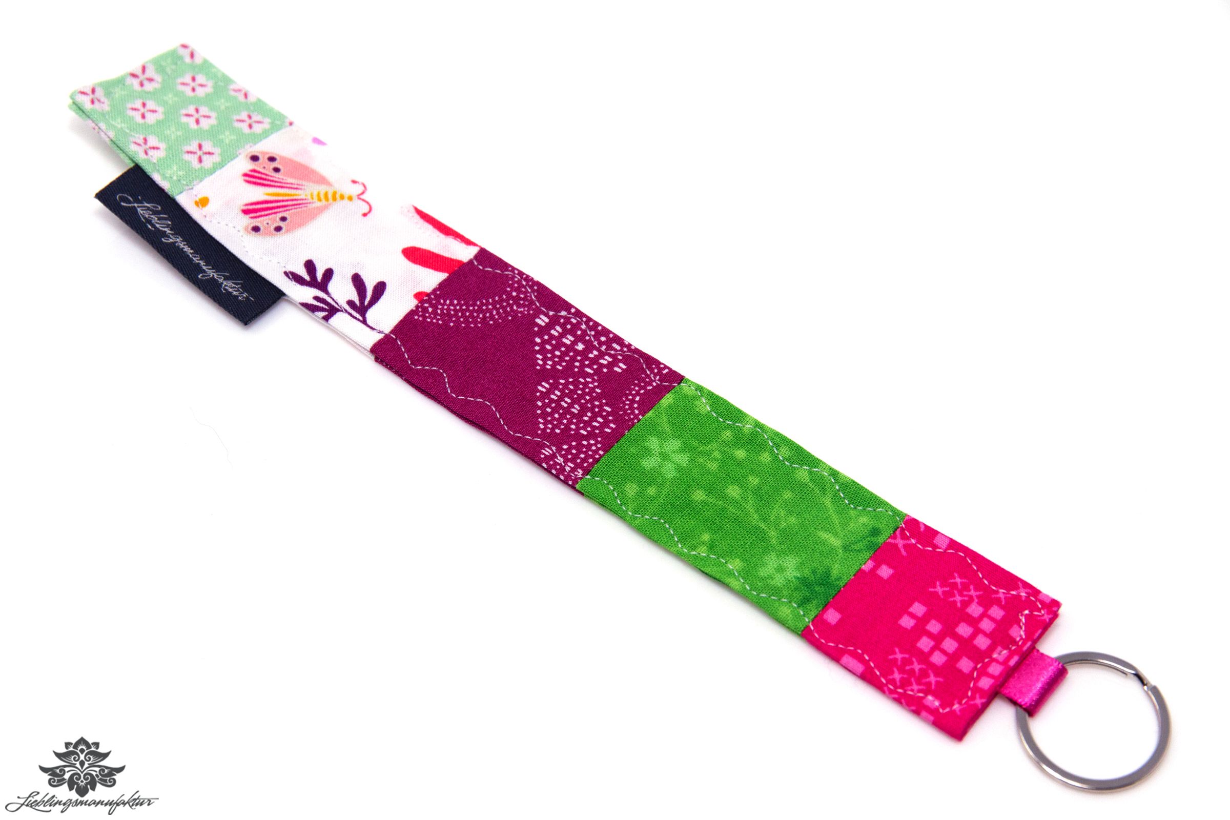 bunter Stoffschlüsselanhänger